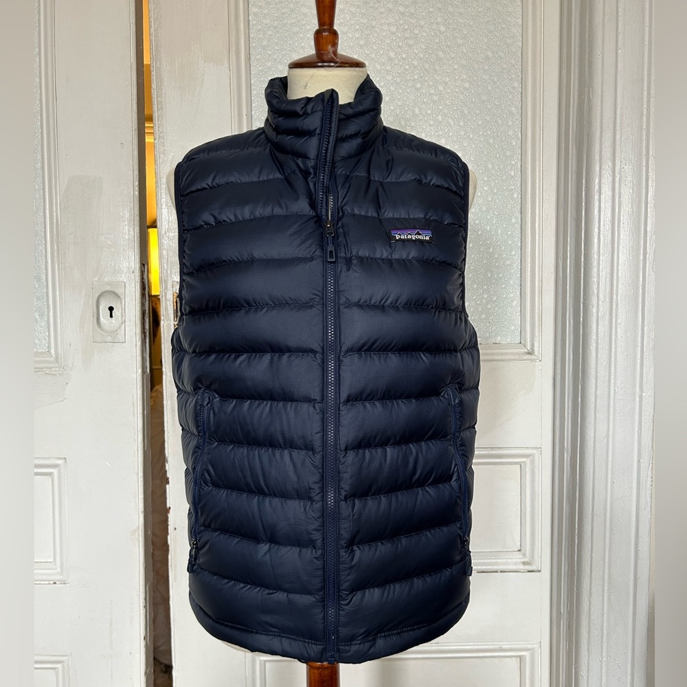 Patagonia Navy Puffer vest